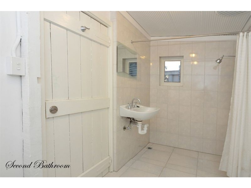 7 Craigie Street, Birkenhead SA 5015