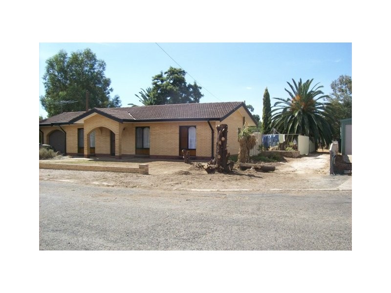 2 Jean Place, Riverton SA 5412