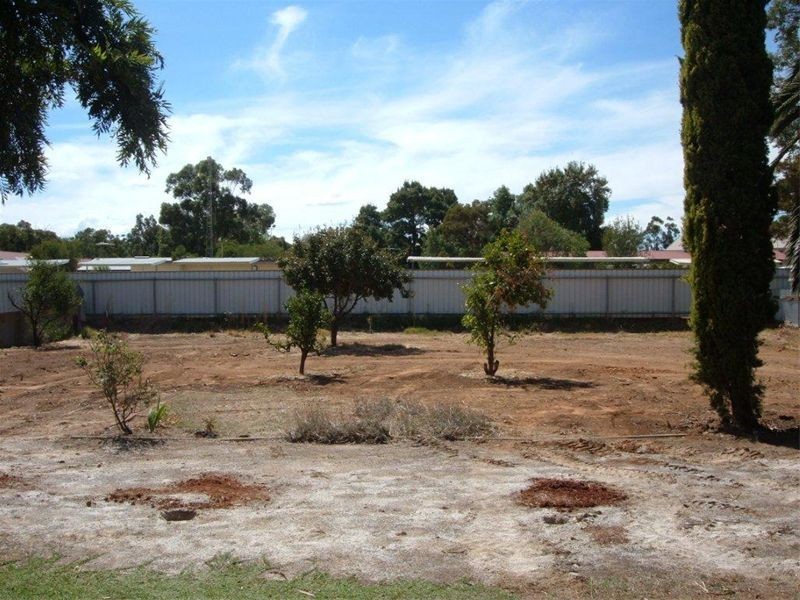 2 Jean Place, Riverton SA 5412