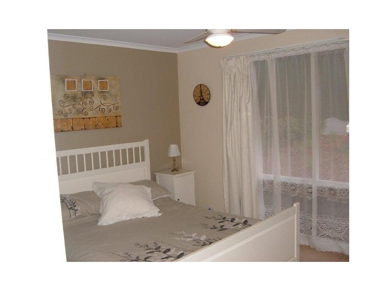 14 Minerva Crescent, Modbury Heights SA 5092