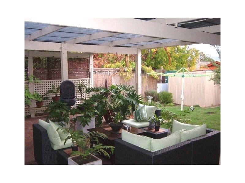 14 Minerva Crescent, Modbury Heights SA 5092