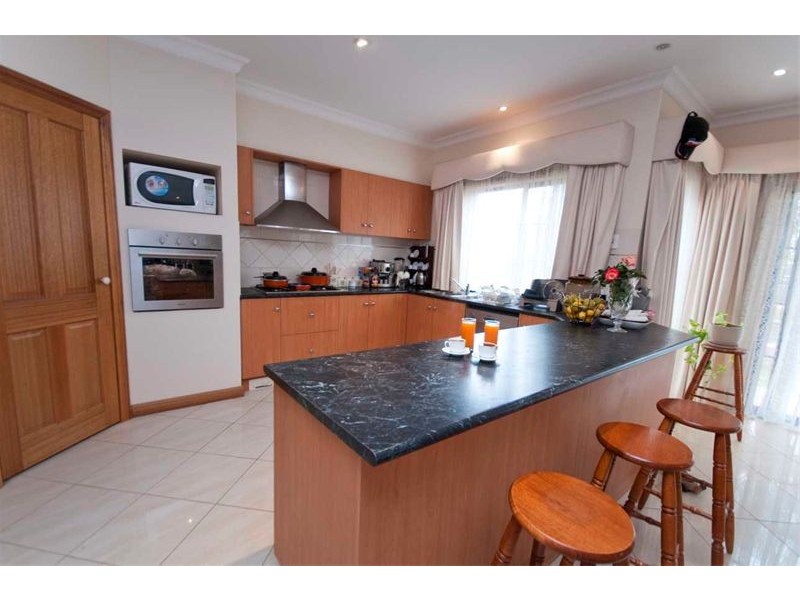 9 Azores Court, Mawson Lakes SA 5095