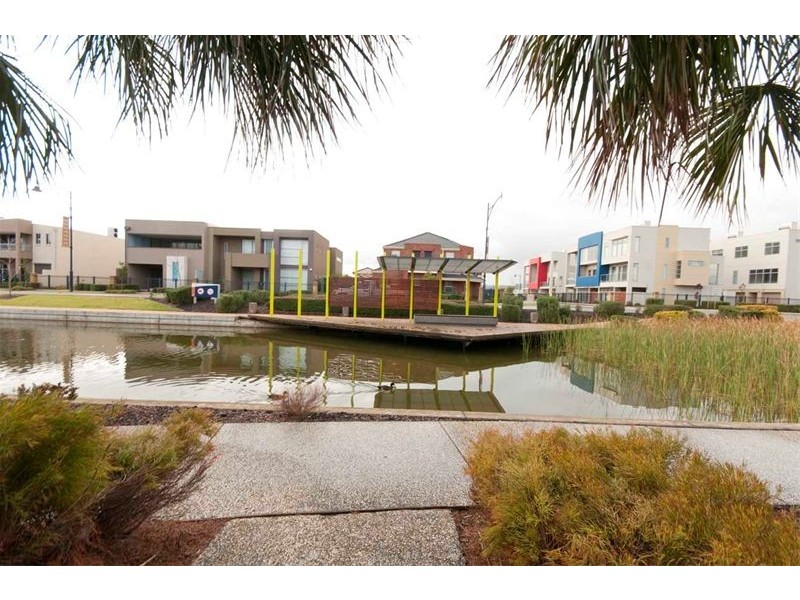 9 Azores Court, Mawson Lakes SA 5095