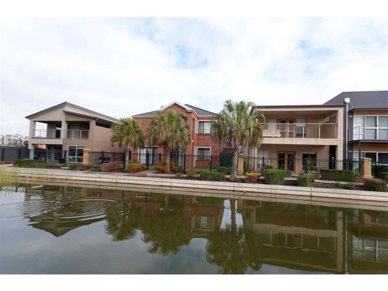 9 Azores Court, Mawson Lakes SA 5095