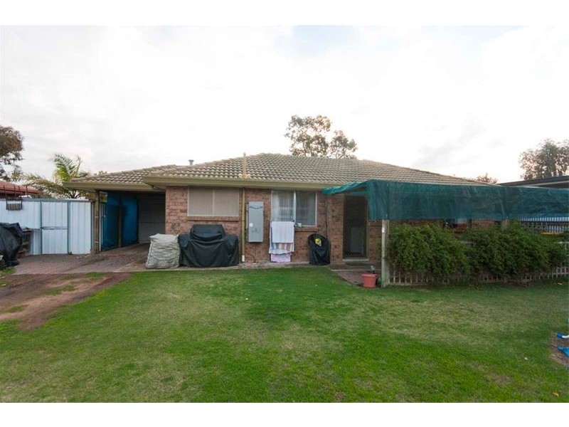 12 Maguire Crescent, Burton SA 5110