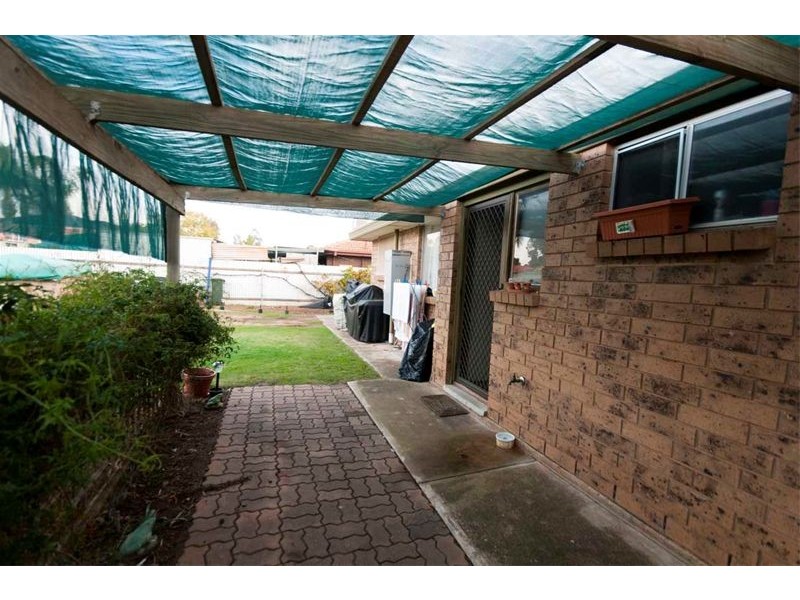 12 Maguire Crescent, Burton SA 5110