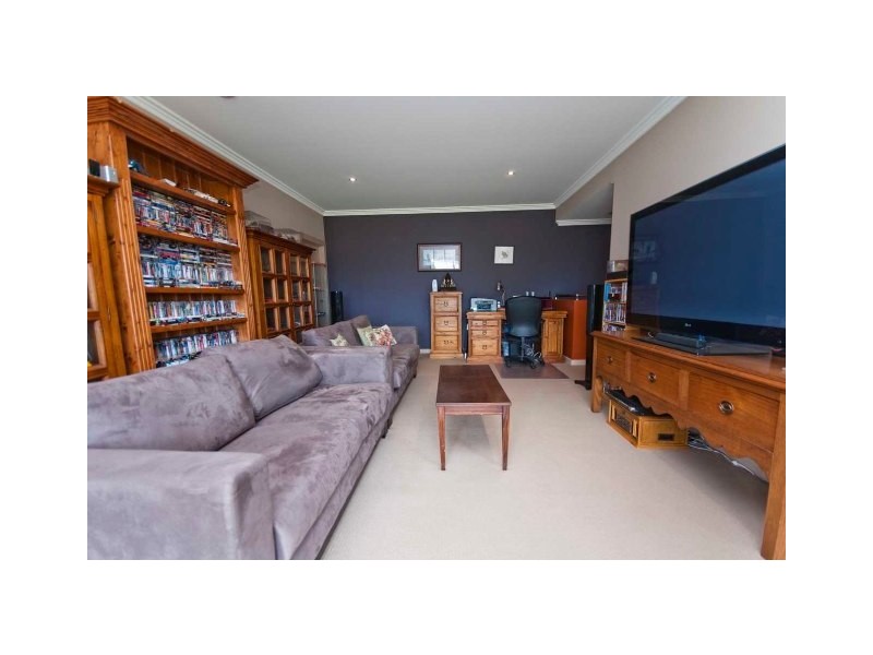 62 Grasswren Way, Mawson Lakes SA 5095