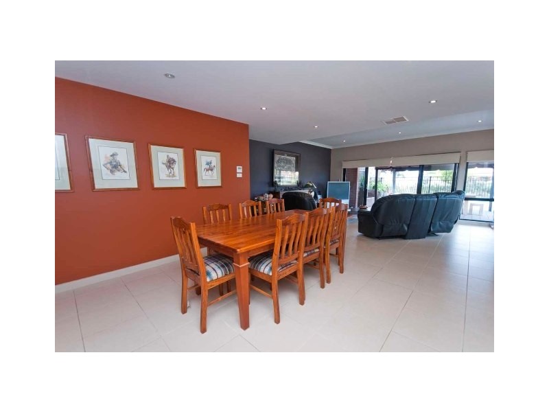 62 Grasswren Way, Mawson Lakes SA 5095