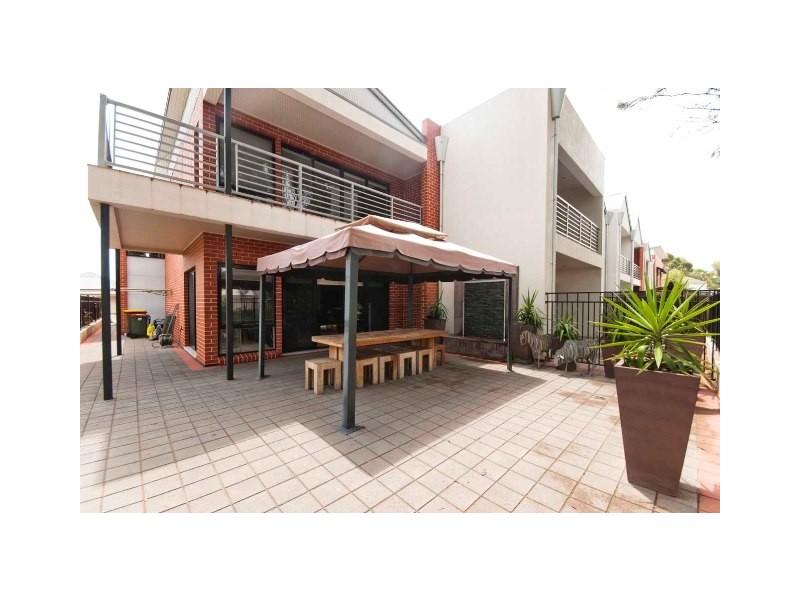 62 Grasswren Way, Mawson Lakes SA 5095