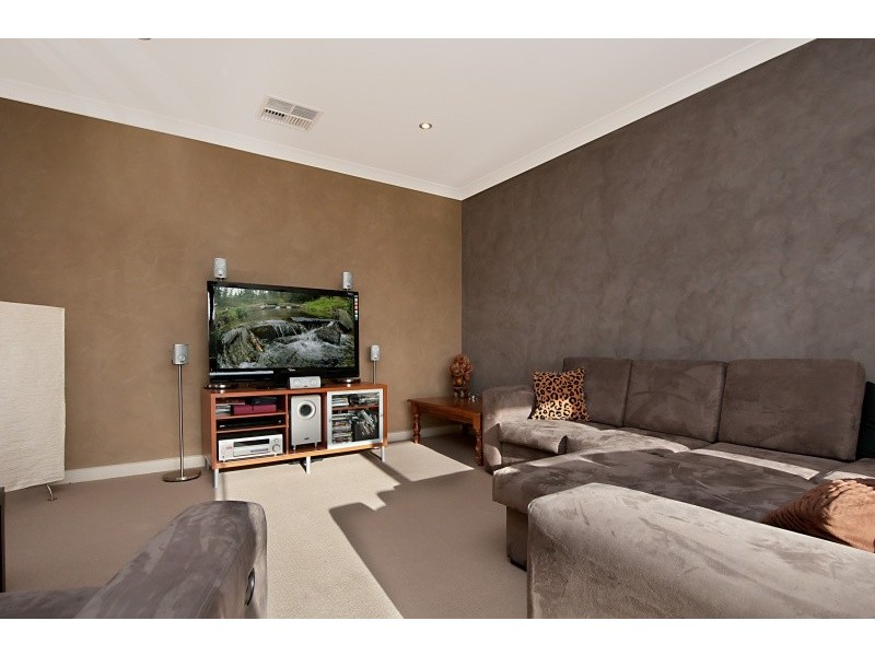 60 Innes Circuit, Mawson Lakes SA 5095