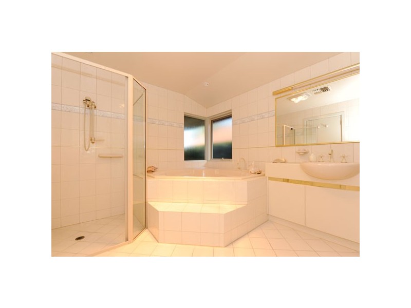 51 Heatherbank Terrace, Stonyfell SA 5066