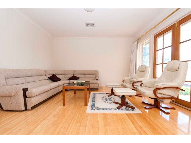 6 Barnett Avenue, St Marys SA 5042