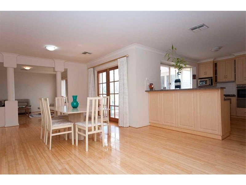 6 Barnett Avenue, St Marys SA 5042