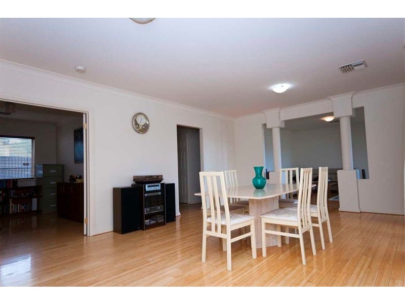 6 Barnett Avenue, St Marys SA 5042