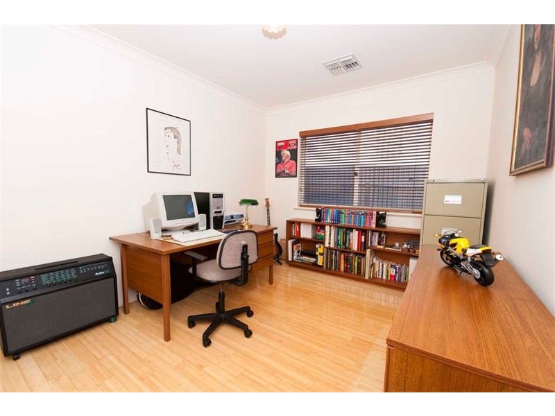 6 Barnett Avenue, St Marys SA 5042