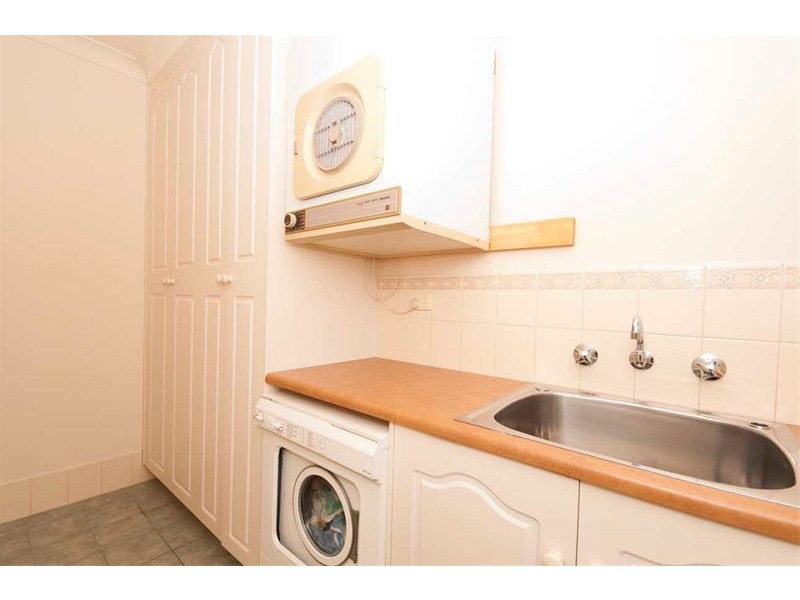 6 Barnett Avenue, St Marys SA 5042