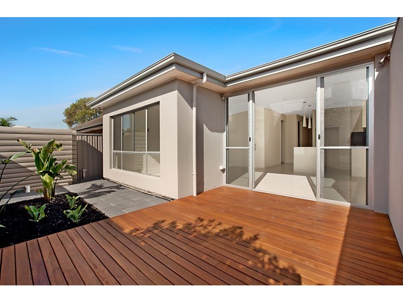 2/80 Charles Sturt Avenue, Grange SA 5022