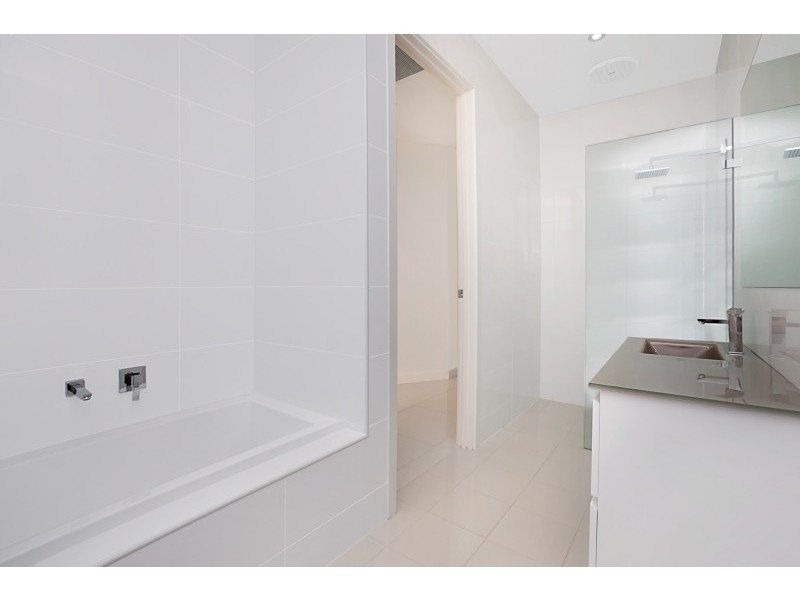 2/80 Charles Sturt Avenue, Grange SA 5022