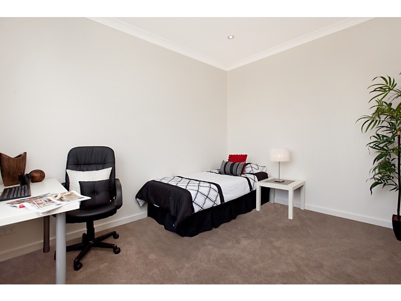 1, 80 Charles Sturt Avenue, Grange SA 5022