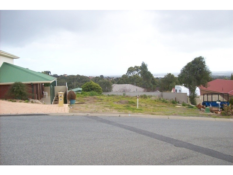 11A Tamarind Walk, Aberfoyle Park SA 5159