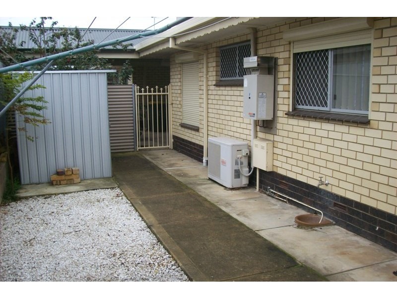 2/21 Woodville Road, Woodville South SA 5011