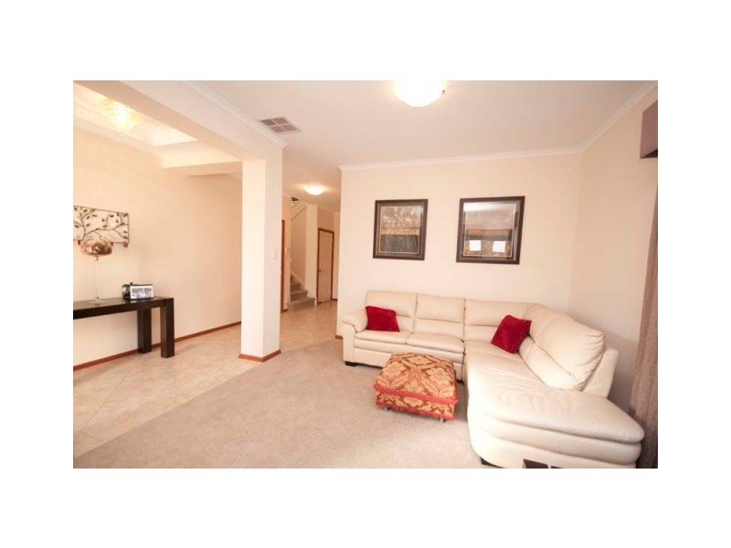 17 Everglade Street, Mawson Lakes SA 5095