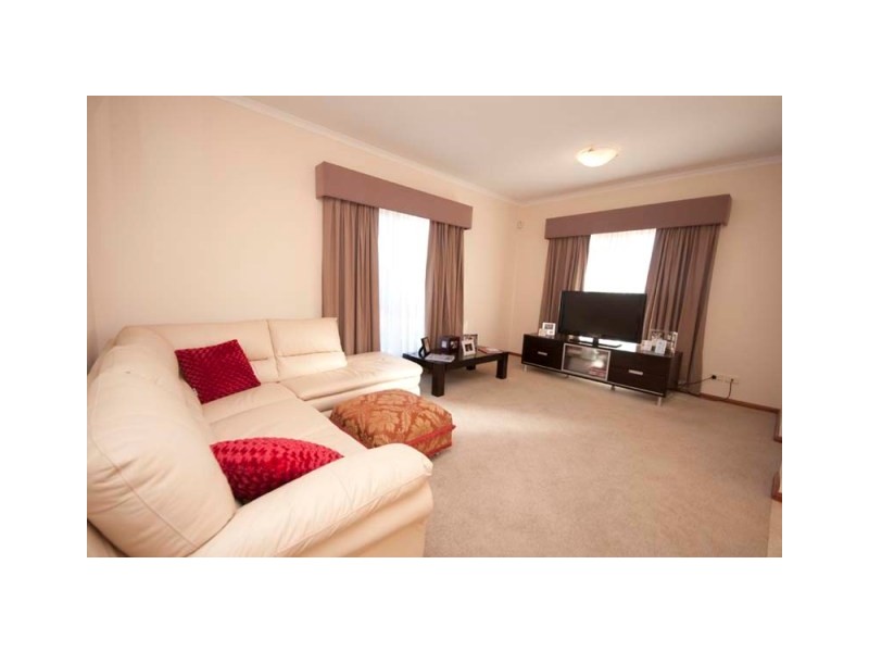 17 Everglade Street, Mawson Lakes SA 5095