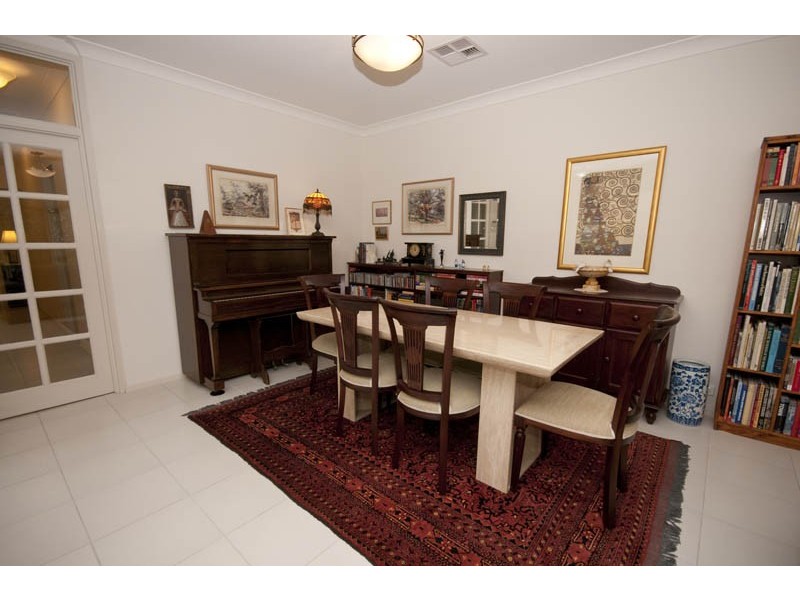 2/42 Strathfield Terrace, Largs North SA 5016