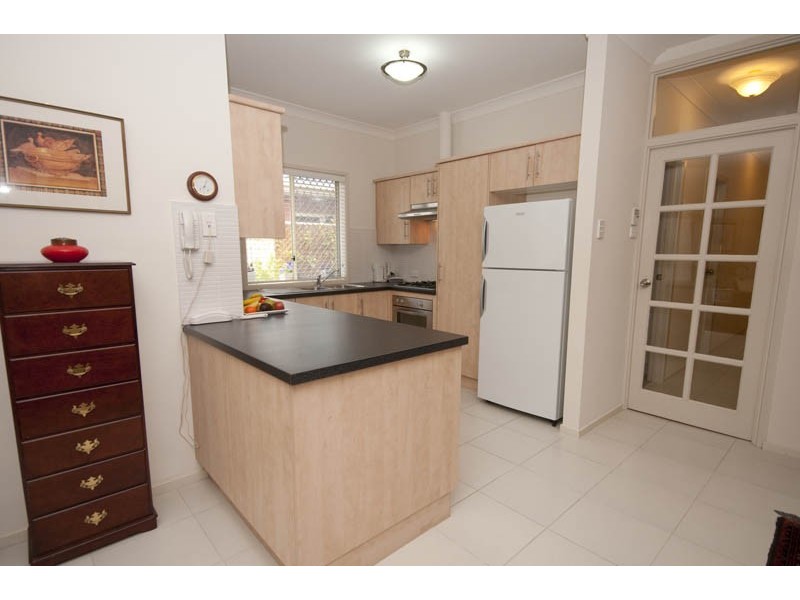 2/42 Strathfield Terrace, Largs North SA 5016