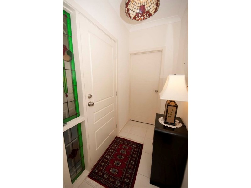 2/42 Strathfield Terrace, Largs North SA 5016