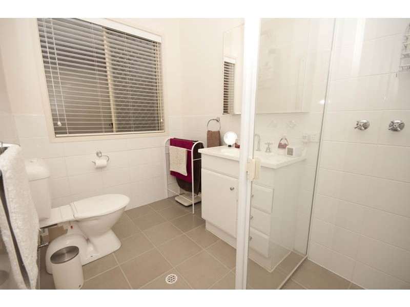 2/42 Strathfield Terrace, Largs North SA 5016