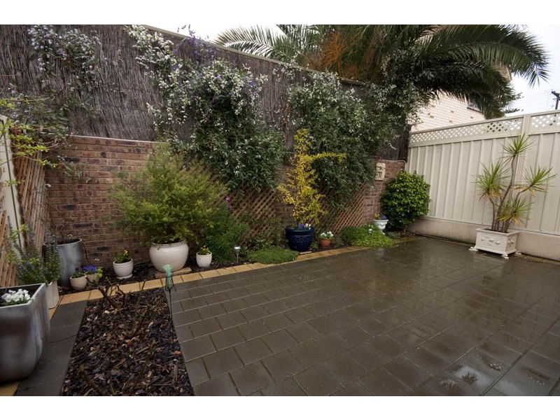 2/42 Strathfield Terrace, Largs North SA 5016