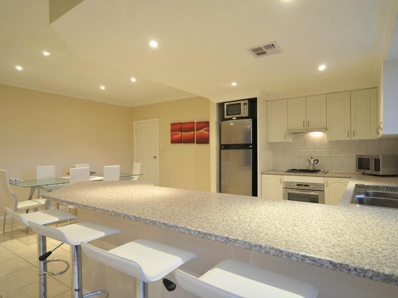 12A Maidos Grove, Valley View SA 5093