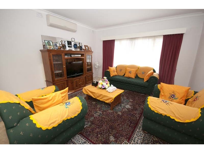 845 Grand Junction Road, Valley View SA 5093