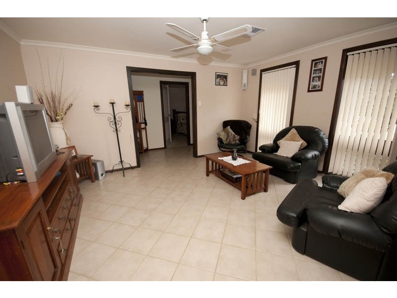 14 Denver Drive, Parafield Gardens SA 5107