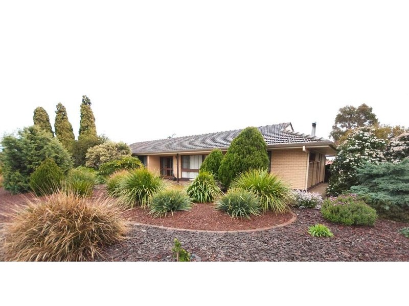 1 De Rose Street, Flagstaff Hill SA 5159