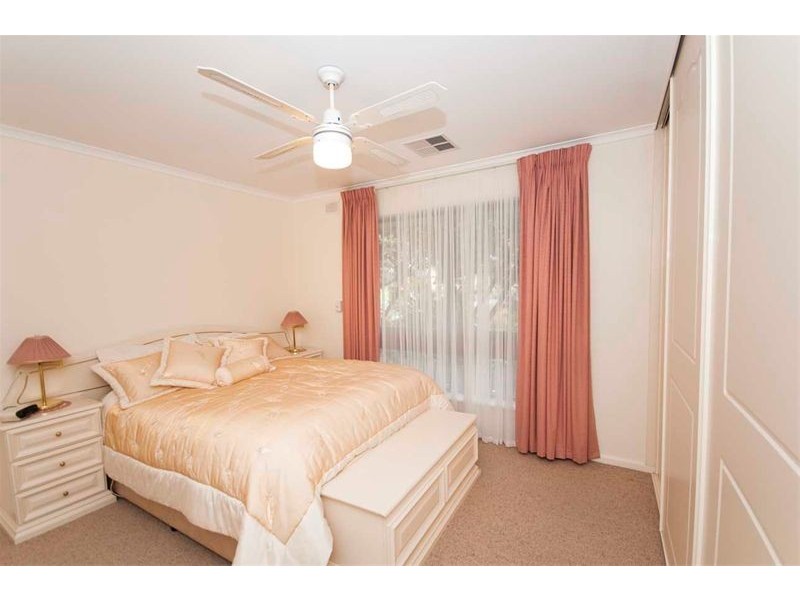 1 De Rose Street, Flagstaff Hill SA 5159