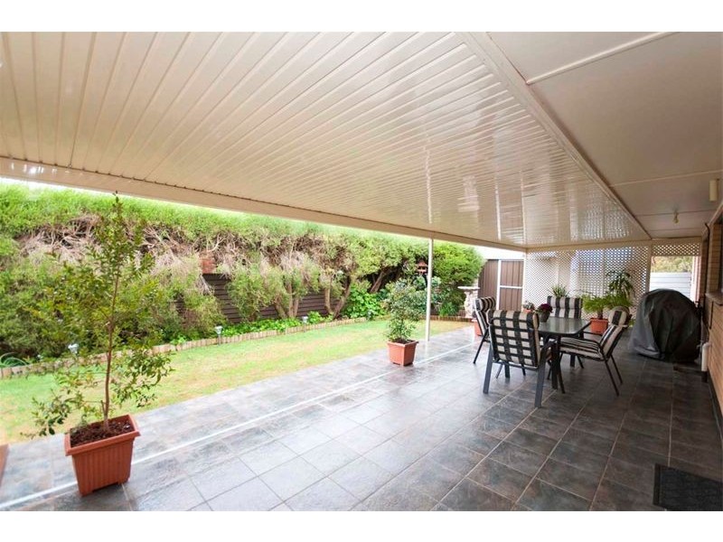 1 De Rose Street, Flagstaff Hill SA 5159