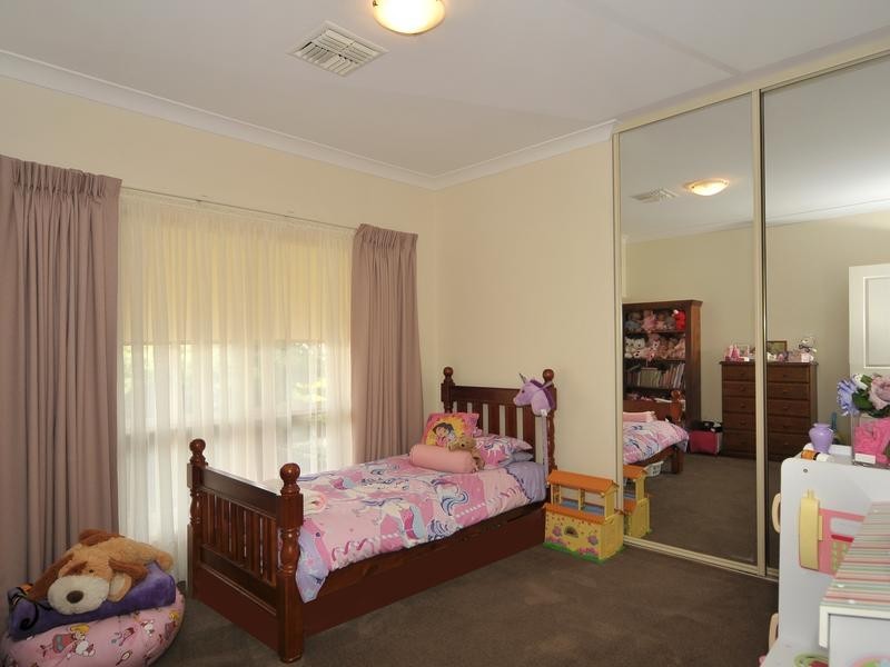 12 Jordan Drive, One Tree Hill SA 5114