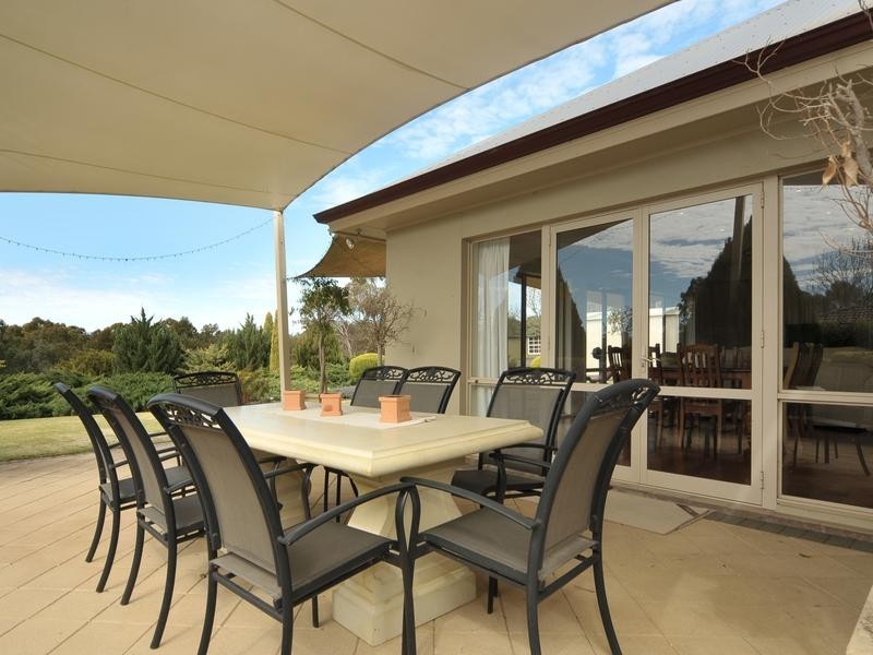 12 Jordan Drive, One Tree Hill SA 5114