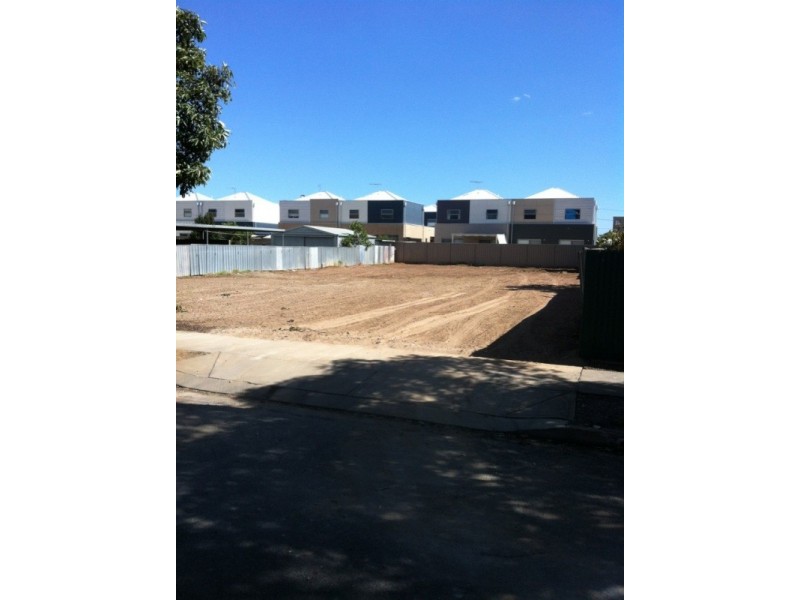 8  Berwick Avenue, Devon Park SA 5008