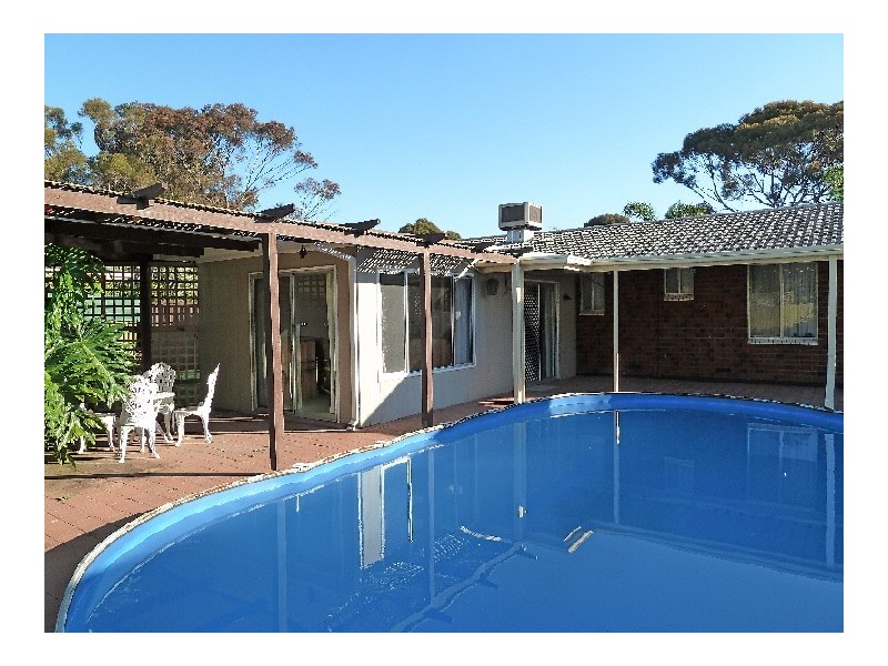 20 Harrow Road, Para Hills West SA 5096