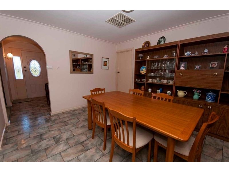 20 Harrow Road, Para Hills West SA 5096