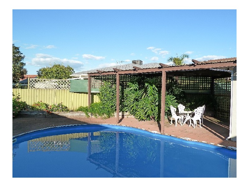 20 Harrow Road, Para Hills West SA 5096