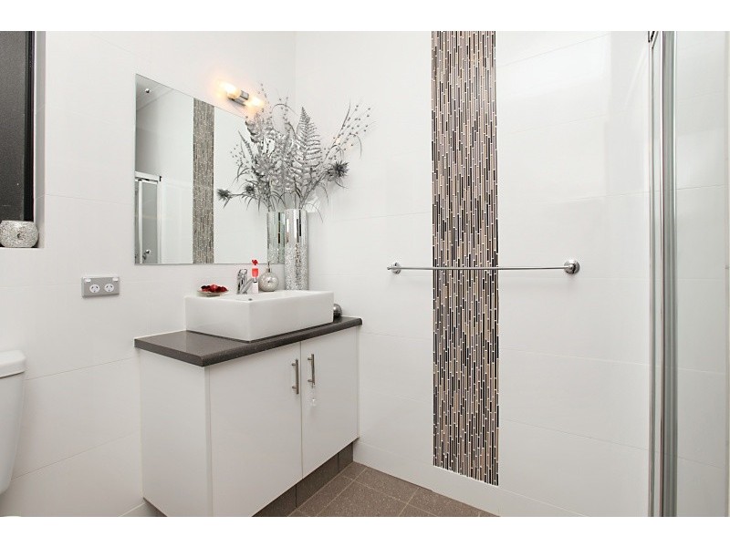 43 MacMillan Avenue, Mawson Lakes SA 5095