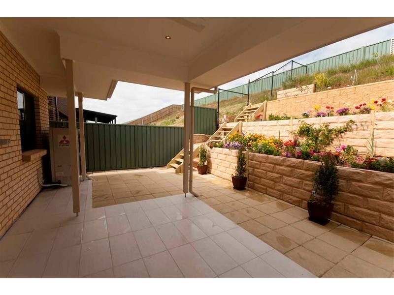 43 MacMillan Avenue, Mawson Lakes SA 5095