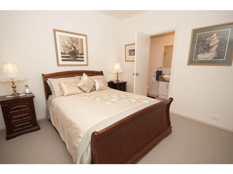 2/42 Strathfield Terrace, Largs North SA 5016