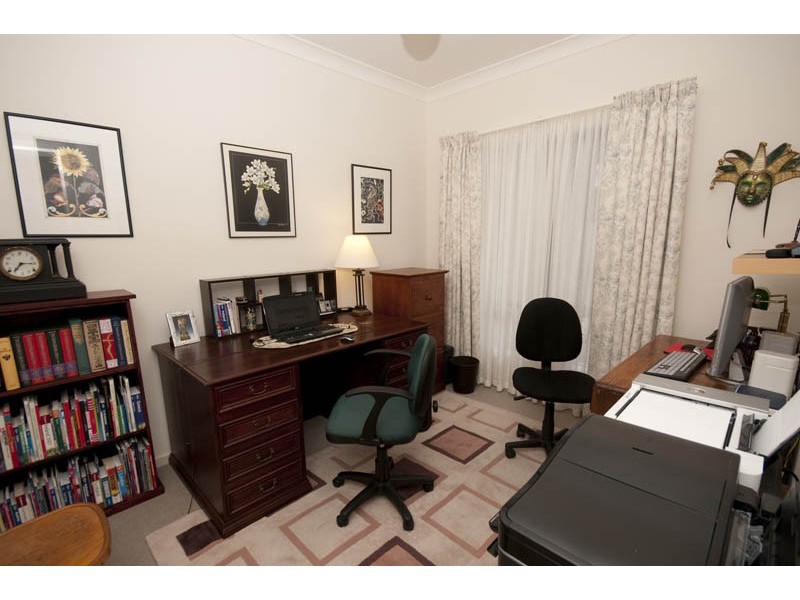 2/42 Strathfield Terrace, Largs North SA 5016