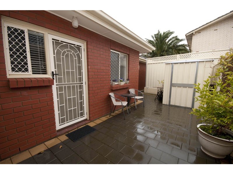 2/42 Strathfield Terrace, Largs North SA 5016