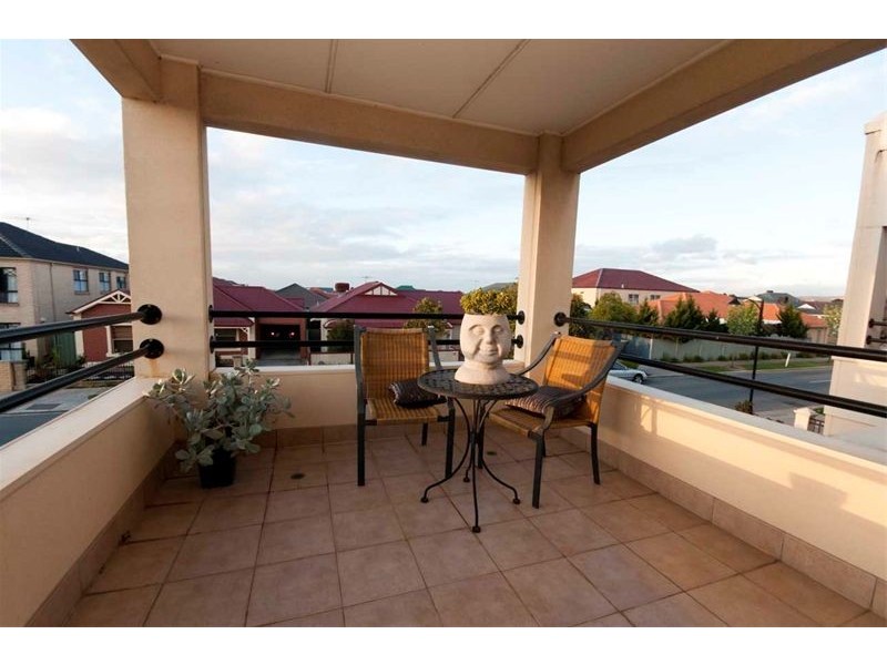 22  Shearwater Drive, Mawson Lakes SA 5095